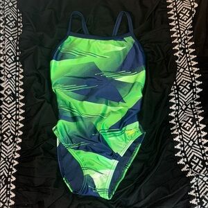 Speedo Flyback Training One Piece- Geometric Pattern Green/Navy Blue (Size 32)